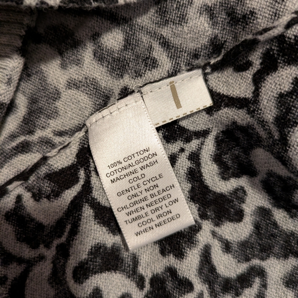 Loft Soft Knit Top Thin Sweater Long‎ Sleeve Women's XL Black Gray Button Back - Picture 4 of 6